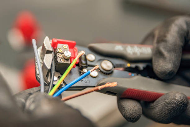 Best Affordable Emergency Electrician  in Trafalgar, IN